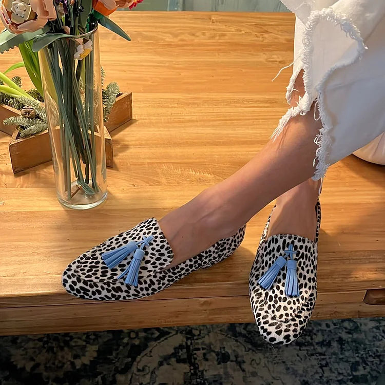 Women's Cushioned Slip-On Spotted Loafers With Blue Tassel