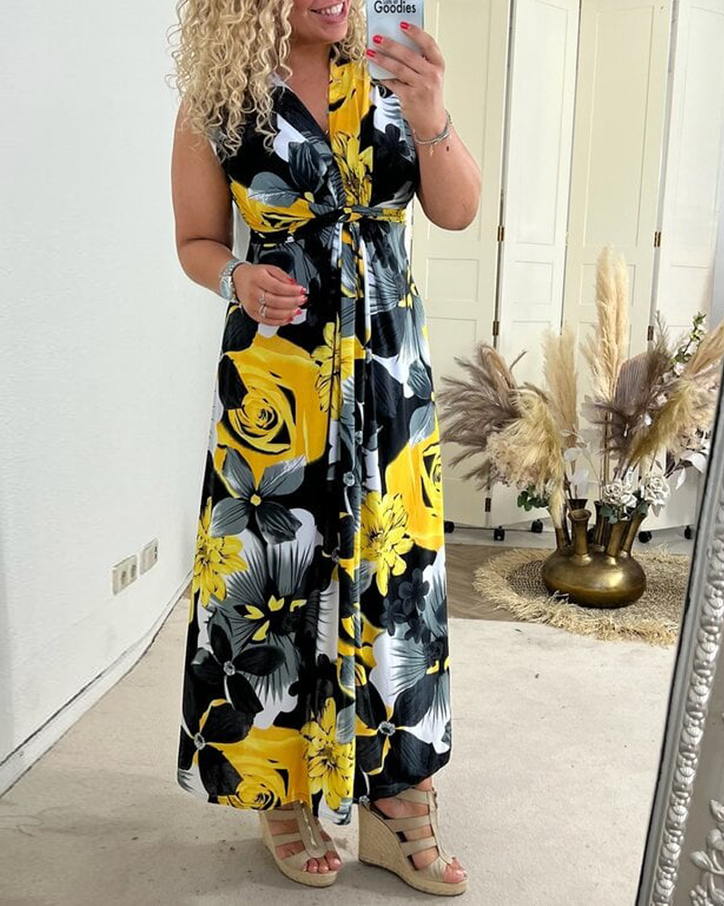 Svea | Women's Sleeveless Pleated Maxi Dress with Floral Print