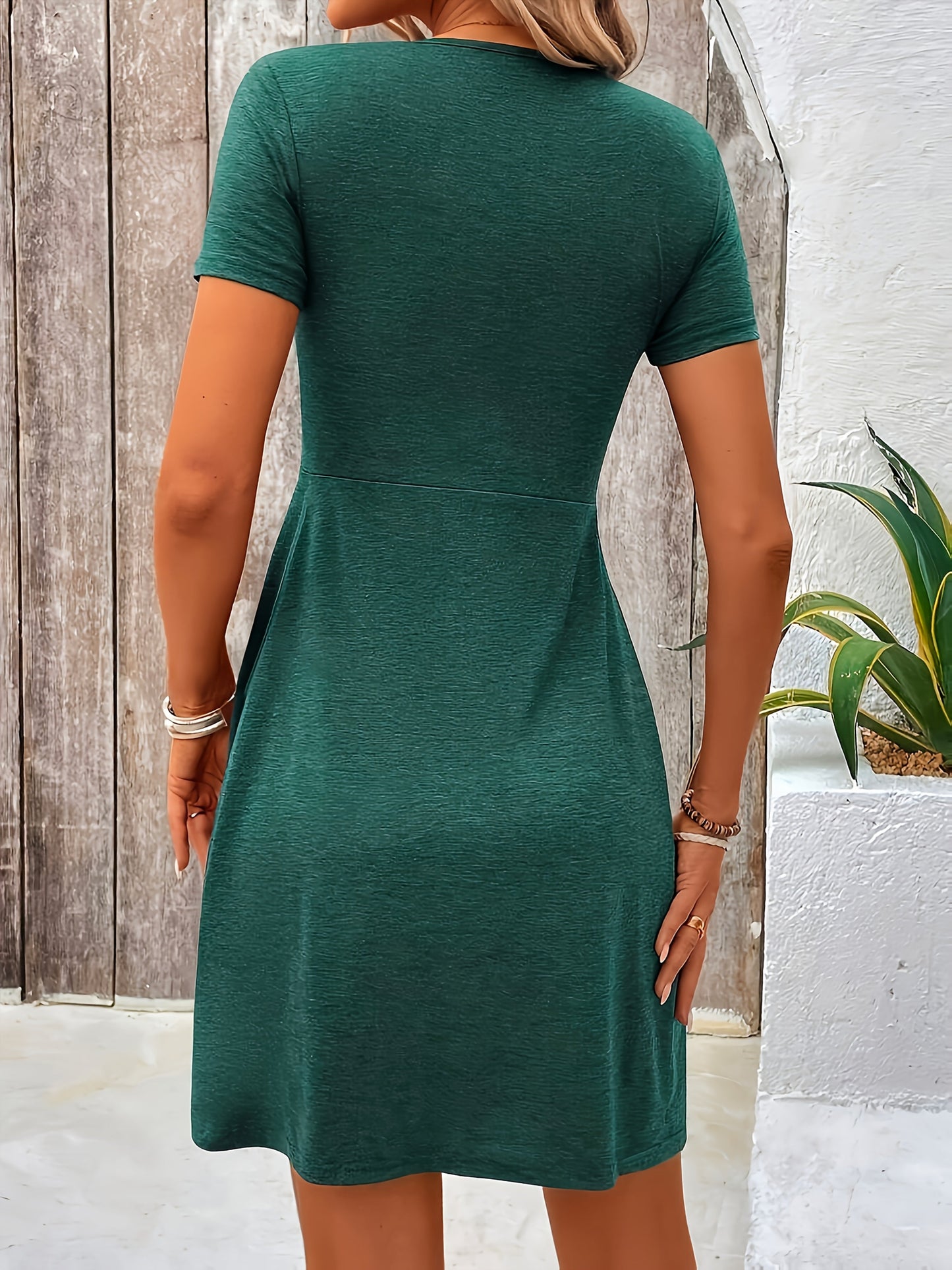 Feliz | Women's Chic Twist Front V-Neck Midi Dress