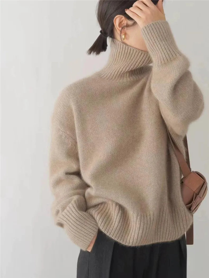 Isabella | Women's Elegant Turtleneck