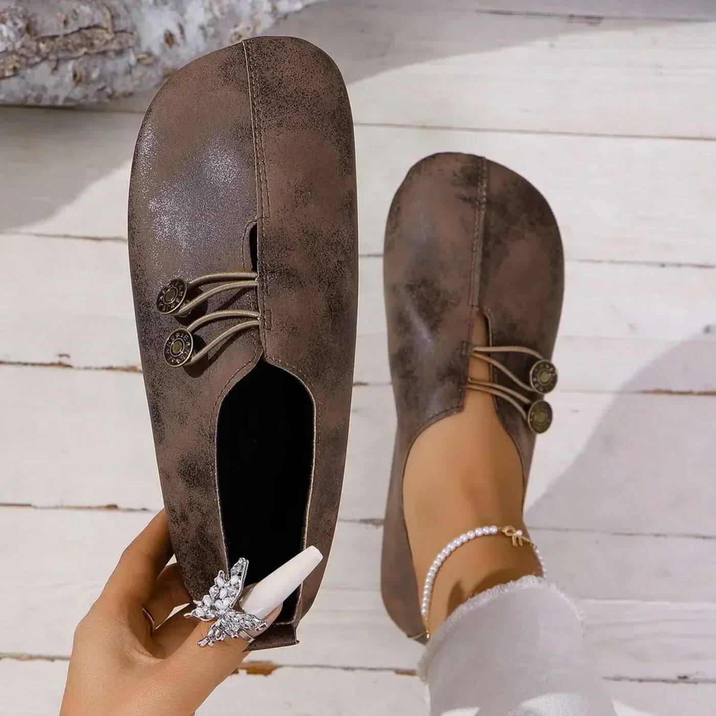 Levoire | Women's Cushioned Comfortable and Flexible Orthopedic Footwear