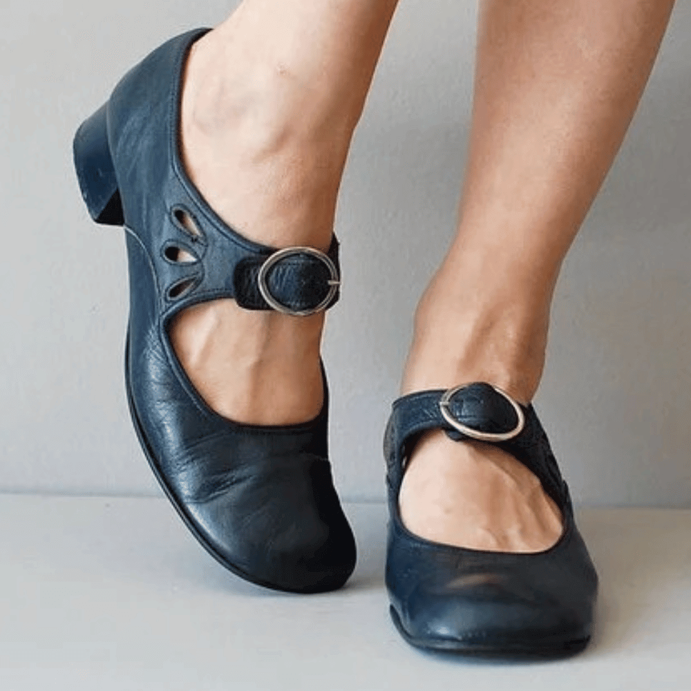 Women's Cushioned Buckle Helena Distinctive and Cozy Sandals with Arch Support