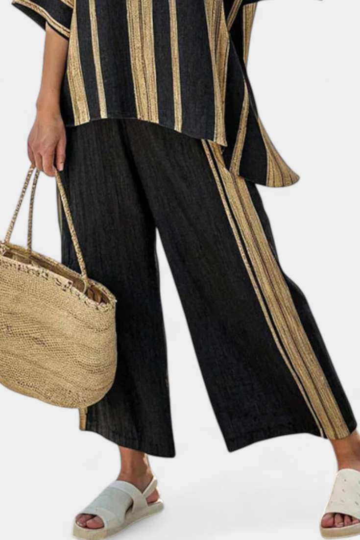 Tamara | Women's oversized striped top and relaxed trousers