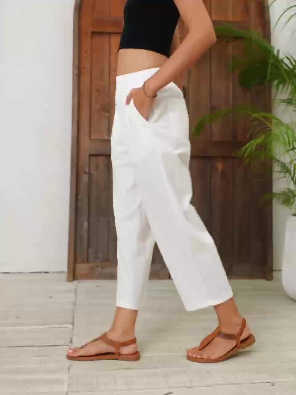 Rachel | Women's Comfy Elastic Waist Capris with Pockets