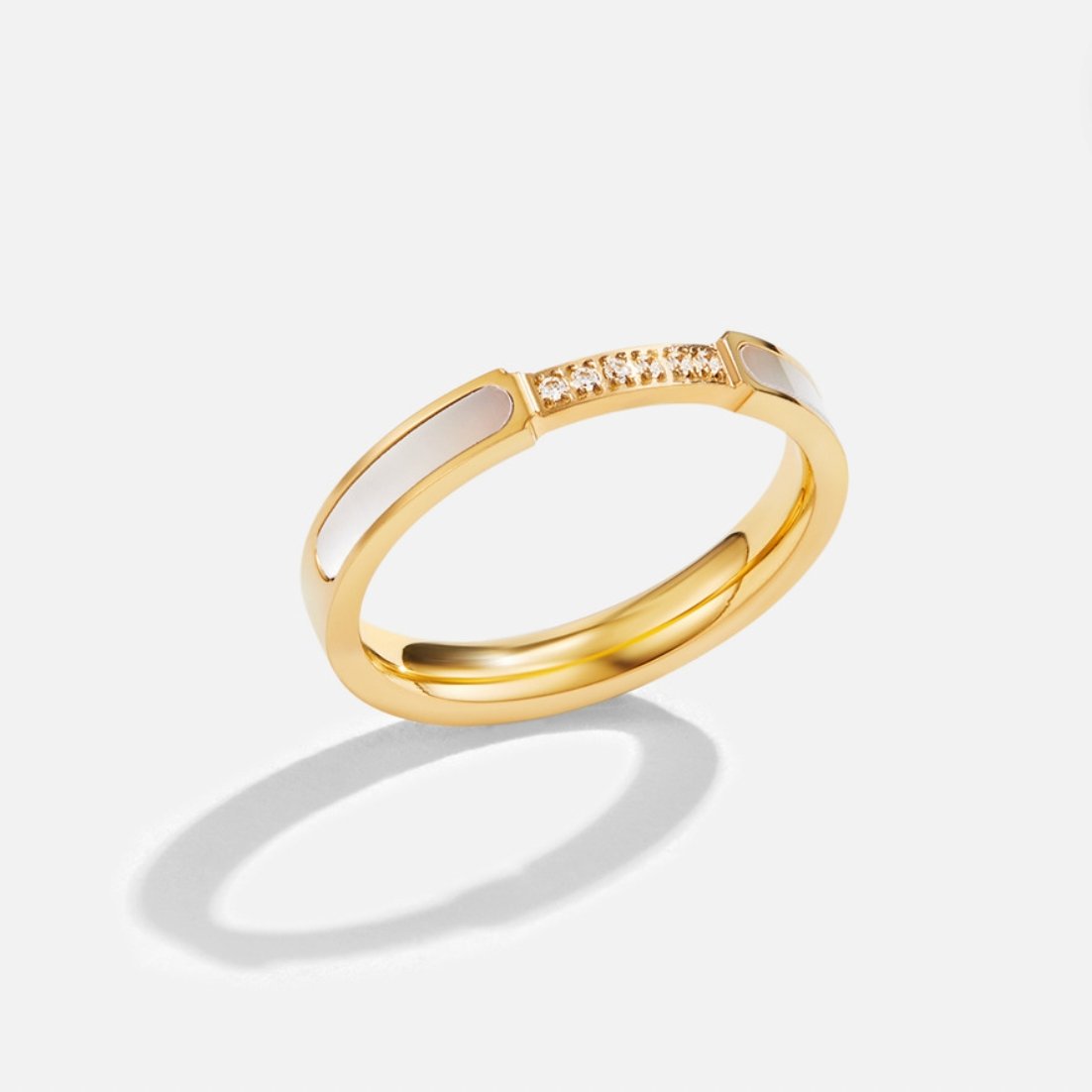 Bibiana | Pearl and Crystal Ring