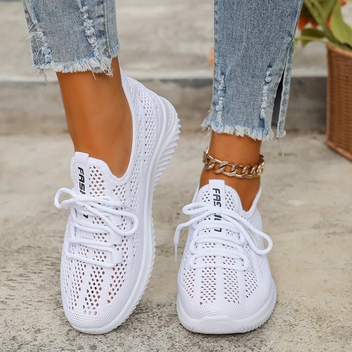 Women's Cushioned Lace-Up Everyday Orthopedic Shoes: Comfortable, Breathable, and Non-Slip