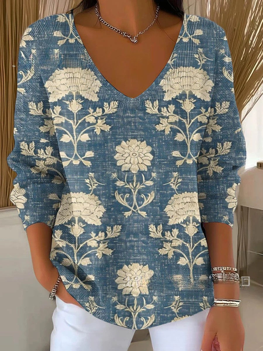 Beatrice | Women's Pullover with V-Neck