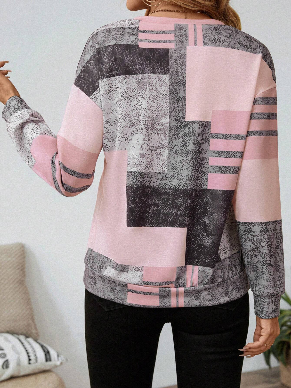 Kaimana | Women's Relaxed Chic Vintage-Inspired Sweatshirt