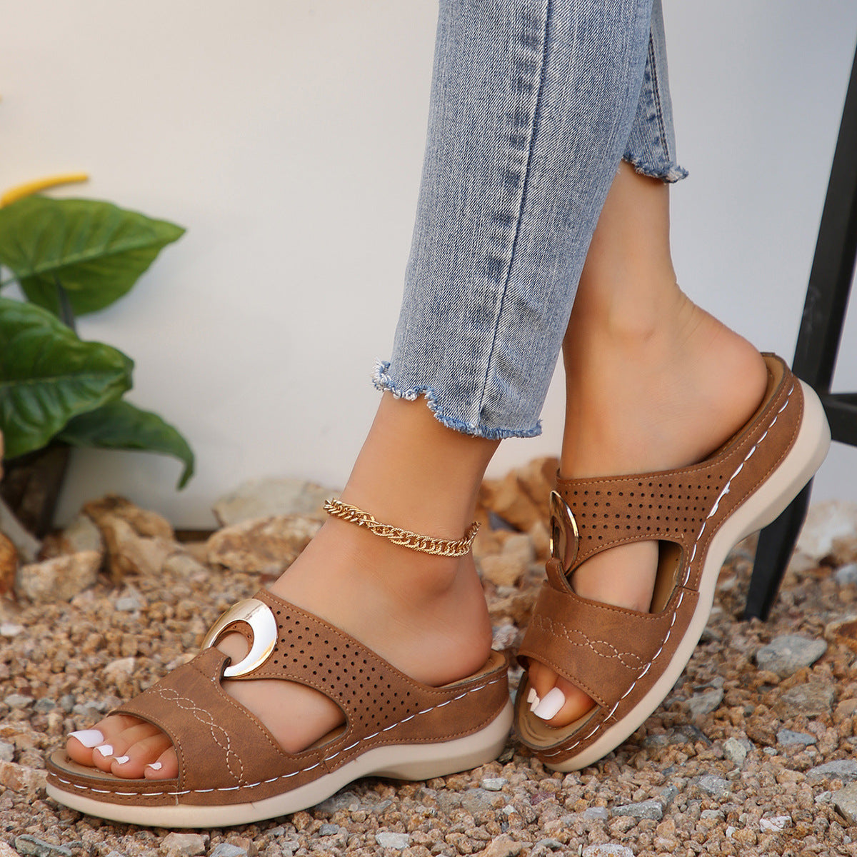 Sonia | Orthopedic Metal Ring Sandals