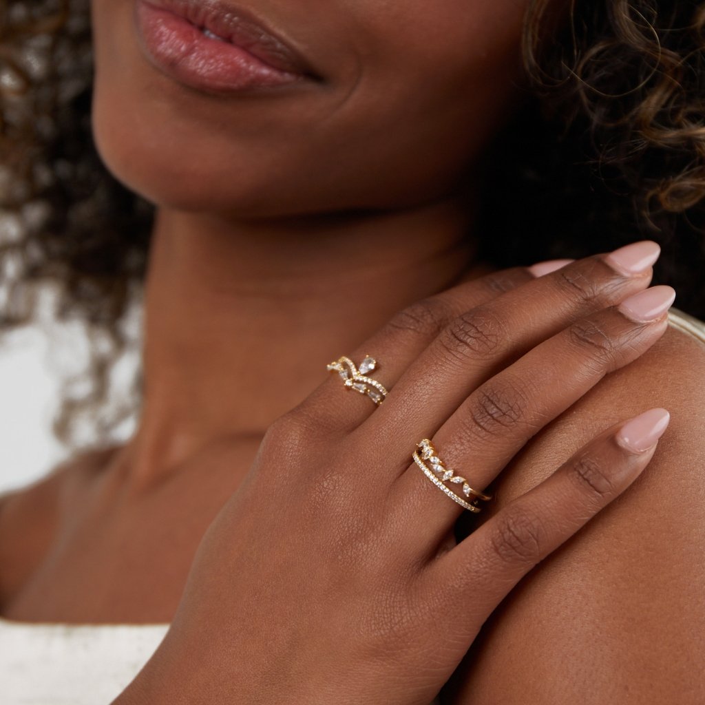 Valeria | Elegant Crystal Ring