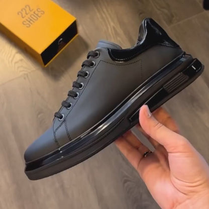 Alexander | Lace-Up Chic Men's Trainer