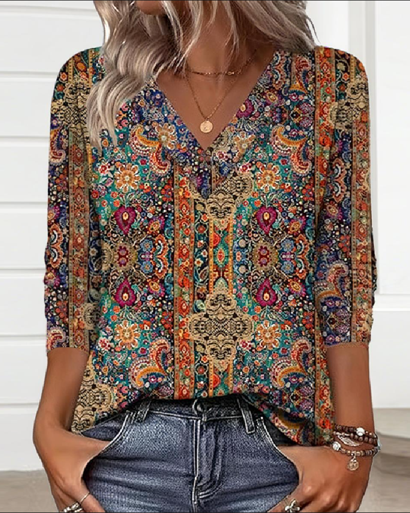 Women's Vintage-Inspired V-Neck Printed Blouse