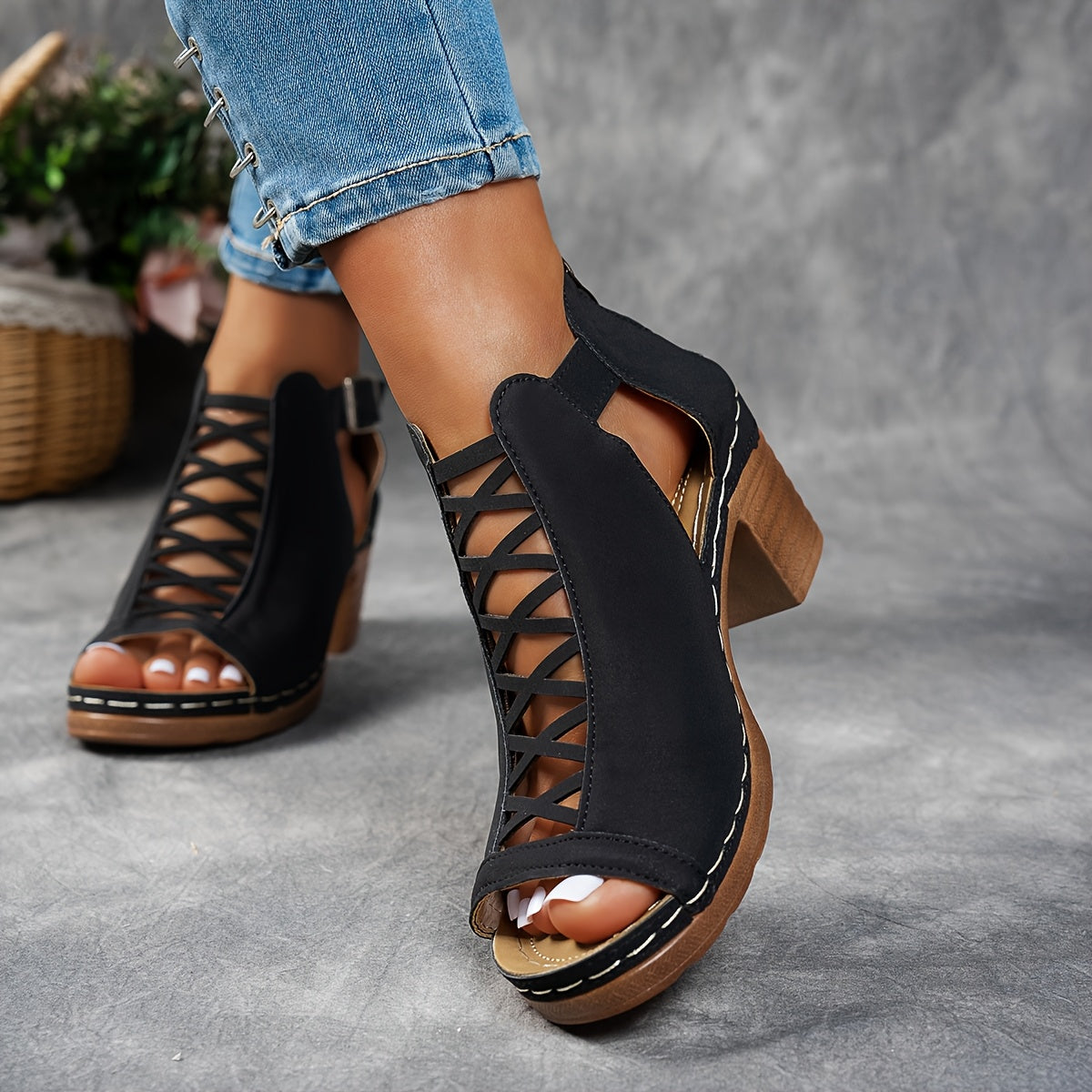 Women's Cushioned Open-Toe Nessa Lattice-Heel Sandals with Cut-Out