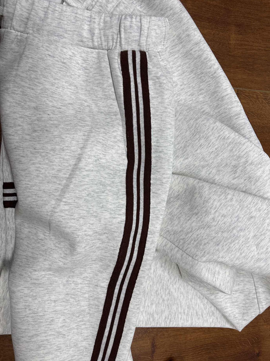 Women's Vintage-Inspired Grey and White Half-Zip Sweatshirt with Wide-Leg Trousers Set