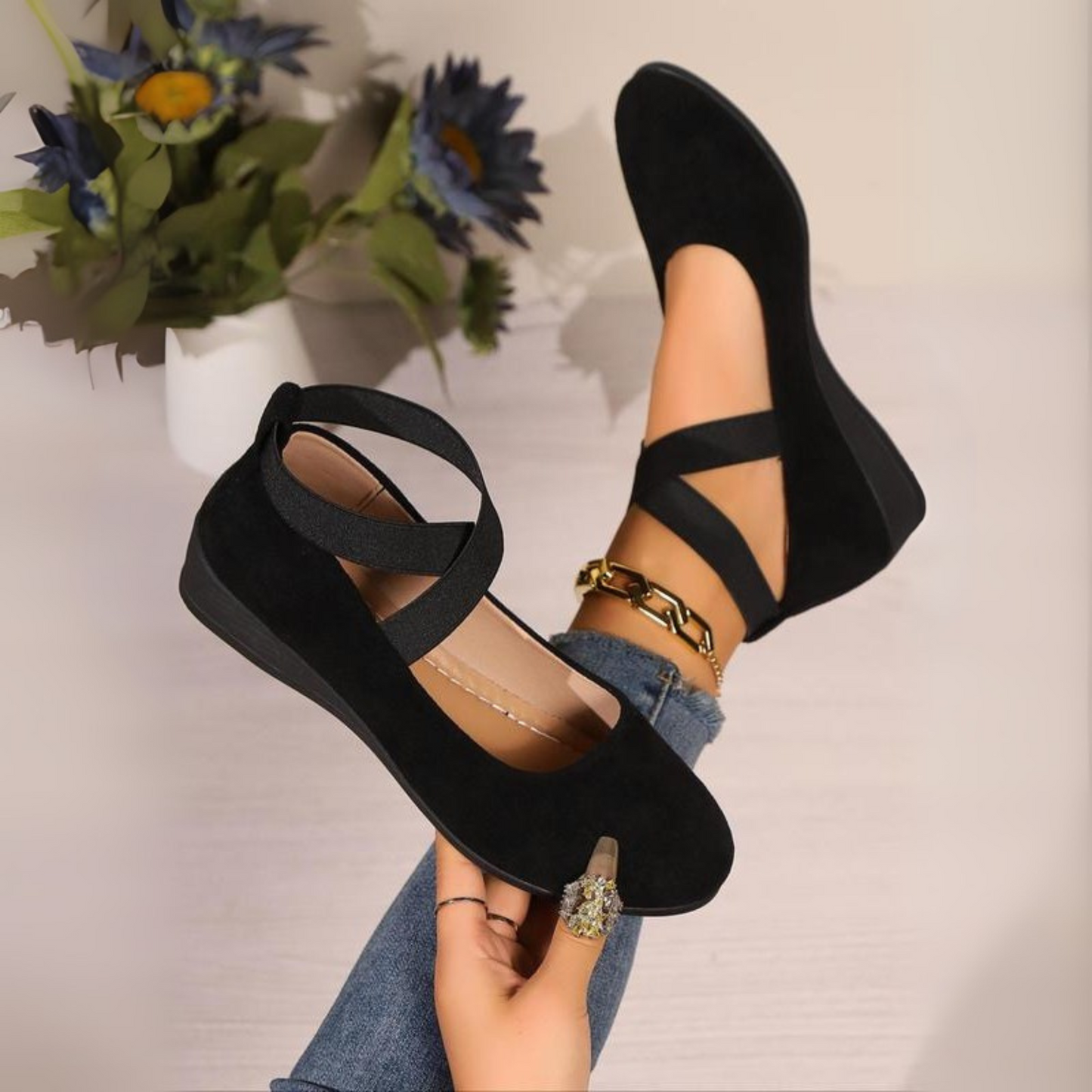 Women's Cushioned Buckle Closed-Toe Wedge Ballet Flats