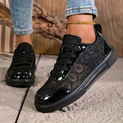 Lightweight Lace-Up Everyday Women's Sports Trainers