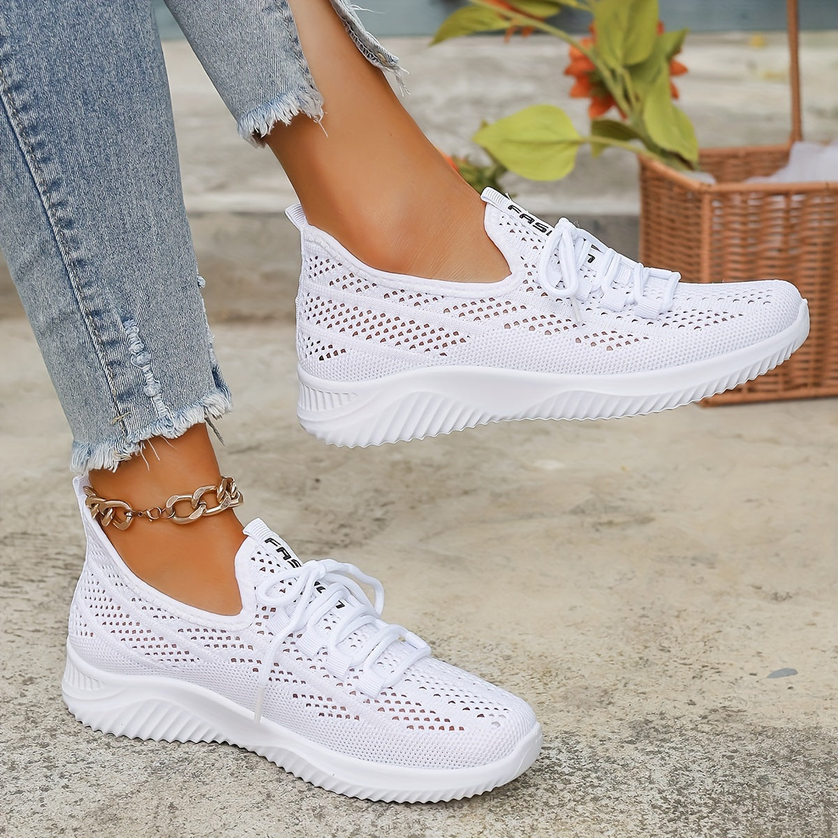 Women's Cushioned Lace-Up Everyday Orthopedic Shoes: Comfortable, Breathable, and Non-Slip
