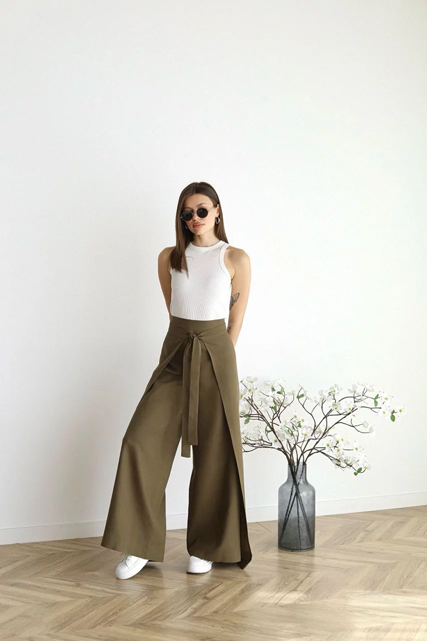 Marika | Women's Wide Trousers with Pockets