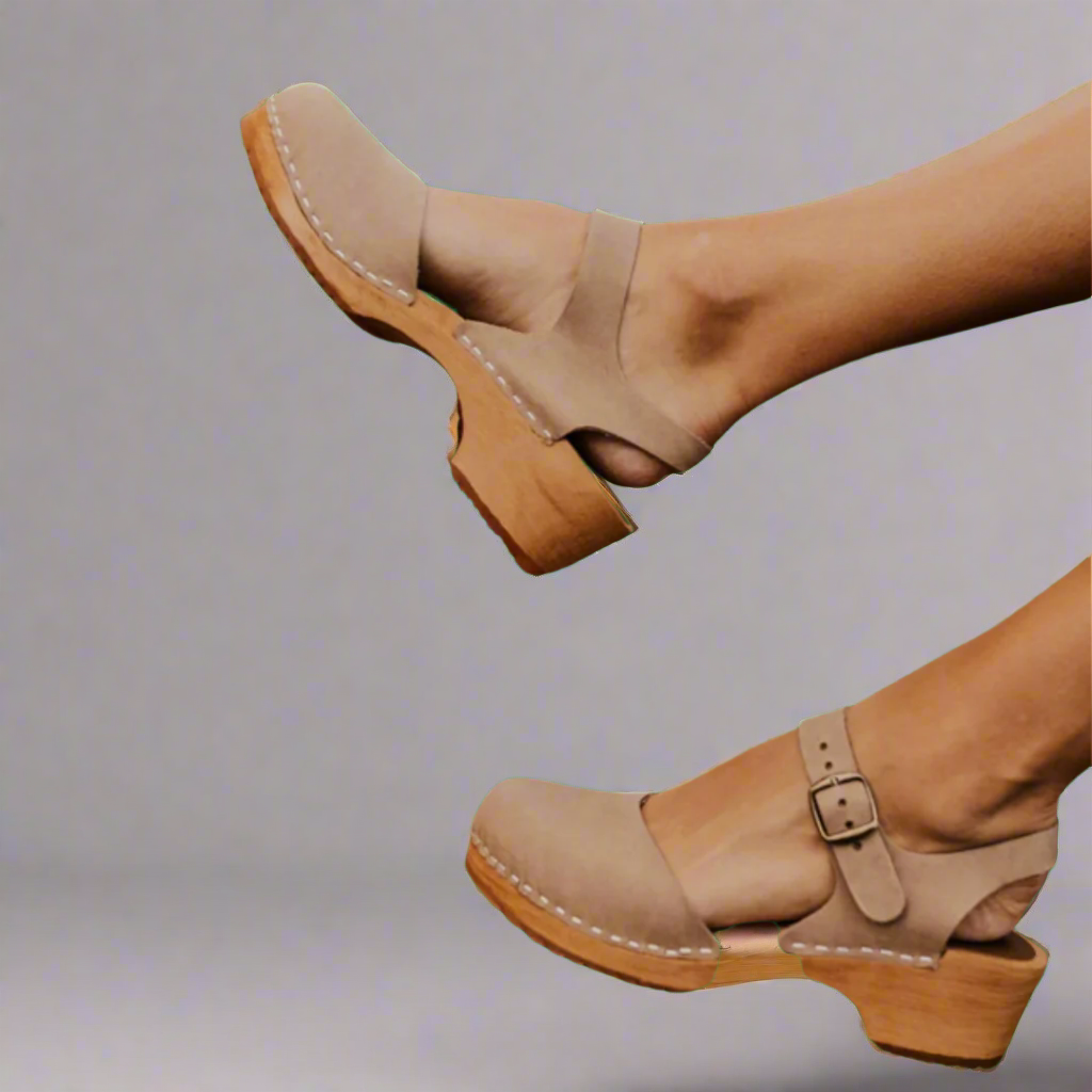 Laura | Women's Cushioned Buckle Cozy Baotou Platform Sandals