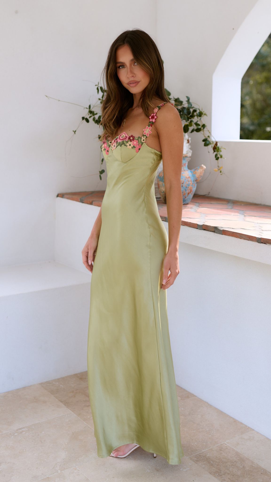 Luz | Women's Embroidered Stitching Solid Colour Dress