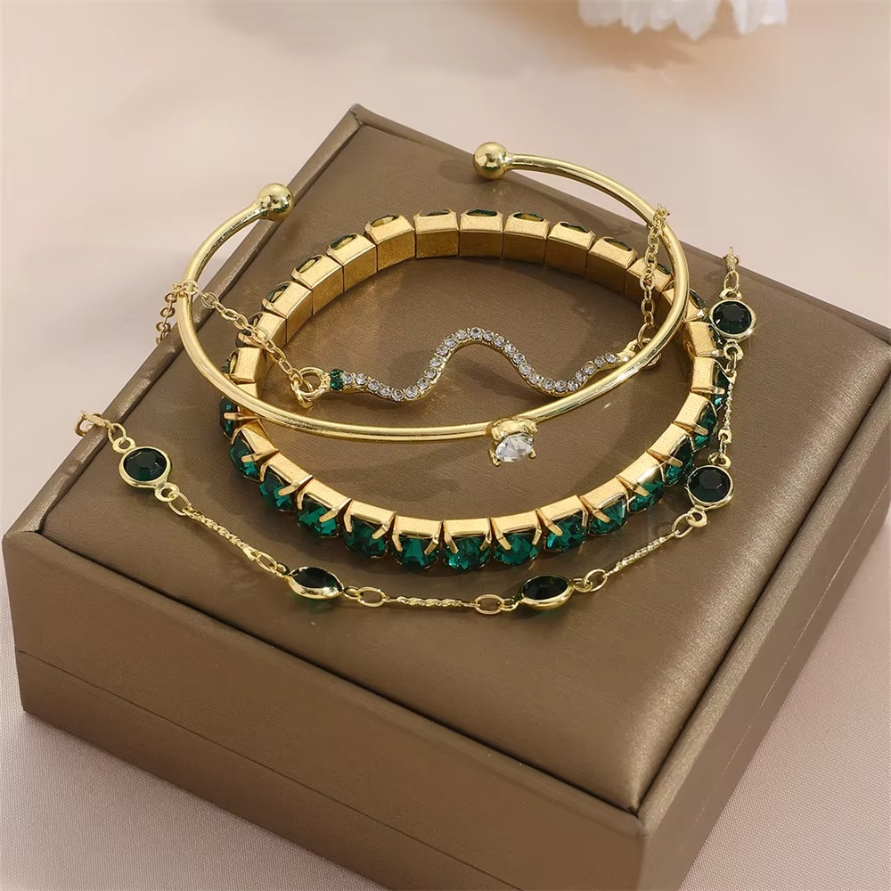Celeste | Elegant 4-Piece Bracelet Set