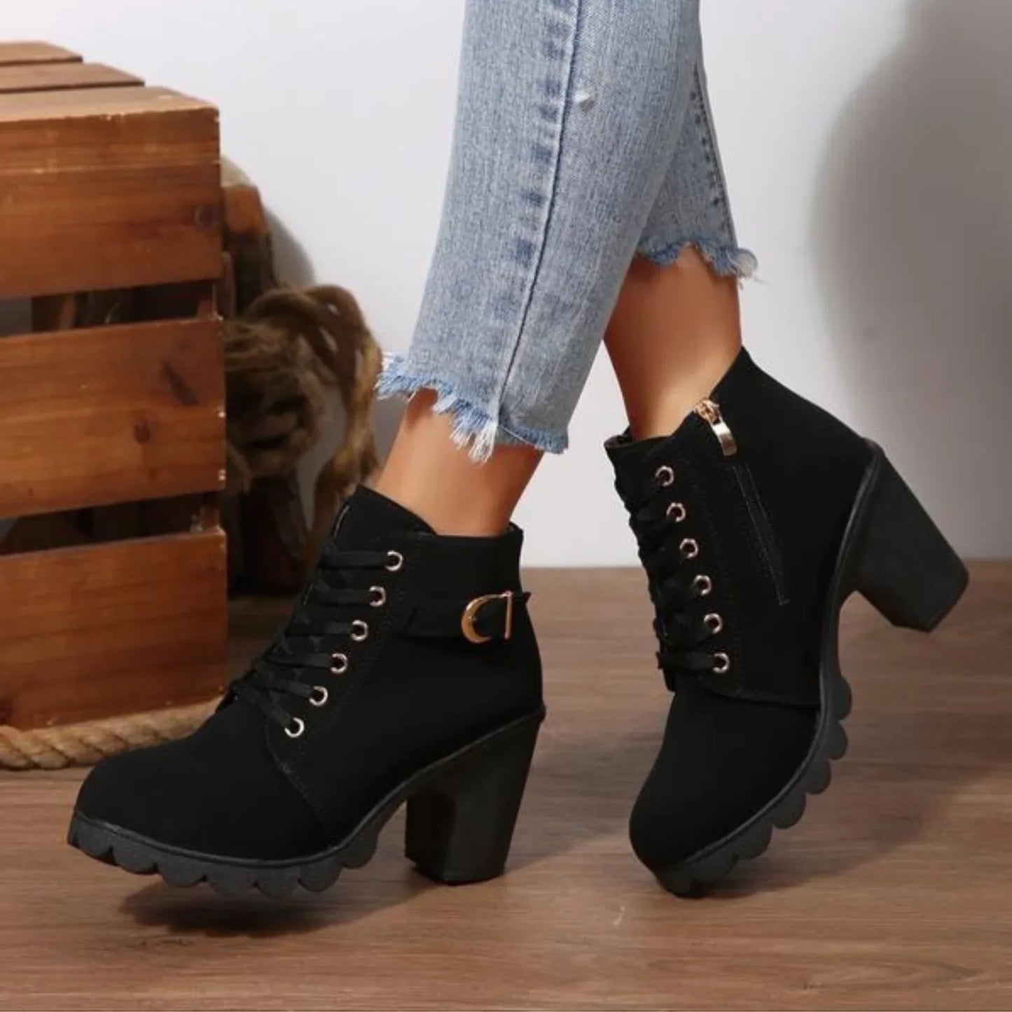 Mina | Women's Cushioned Buckle Stylish Lace-Up Ankle Boots
