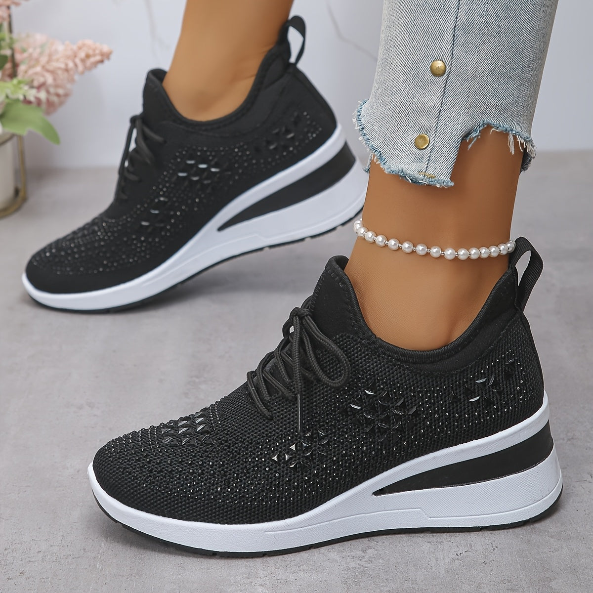 Women's Cushioned Lace-Up Comfortable Breathable Orthopedic Trainers for Everyday Wear