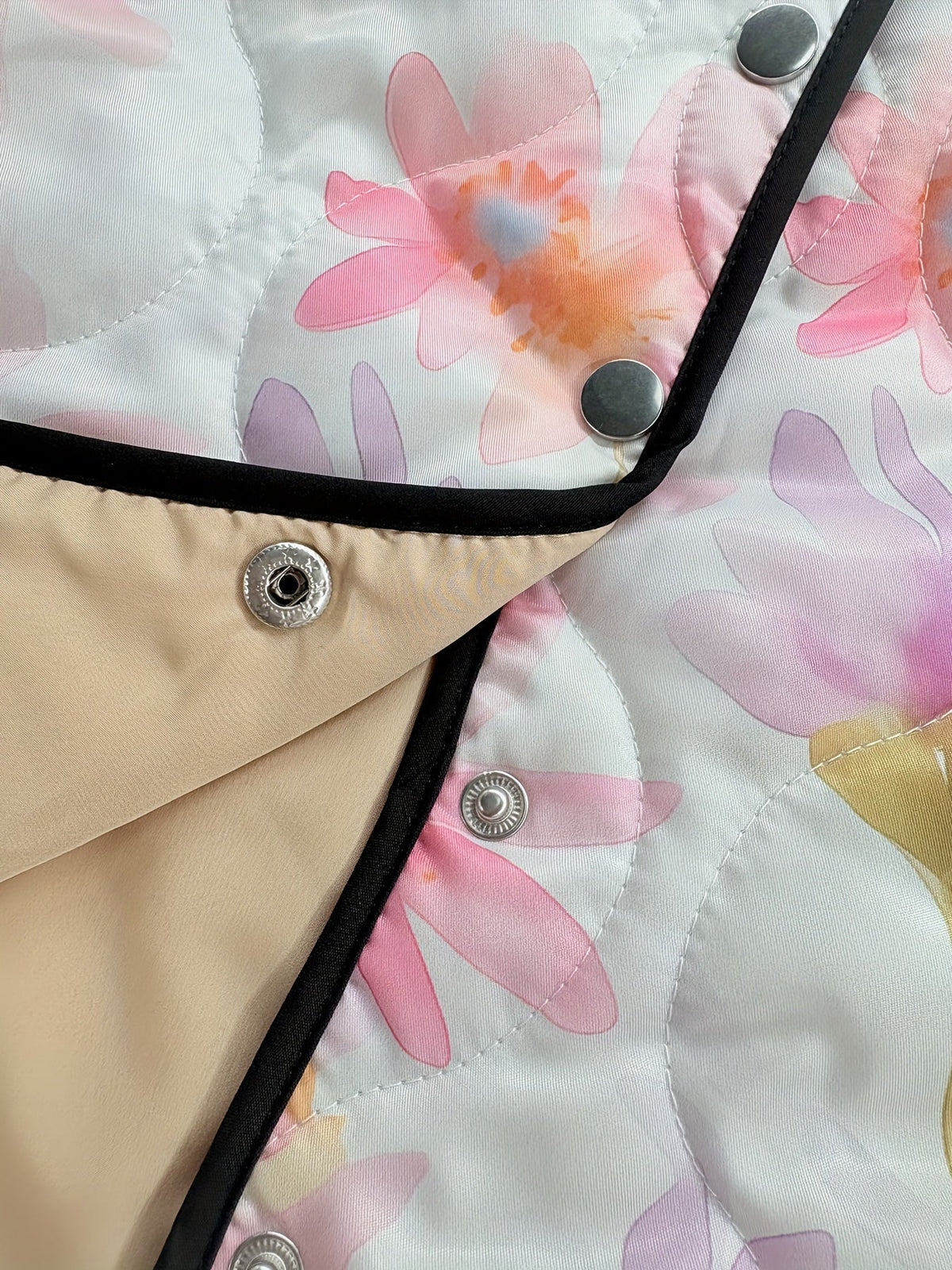 Women's Relaxed Pastel Floral Print Quilted Jacket
