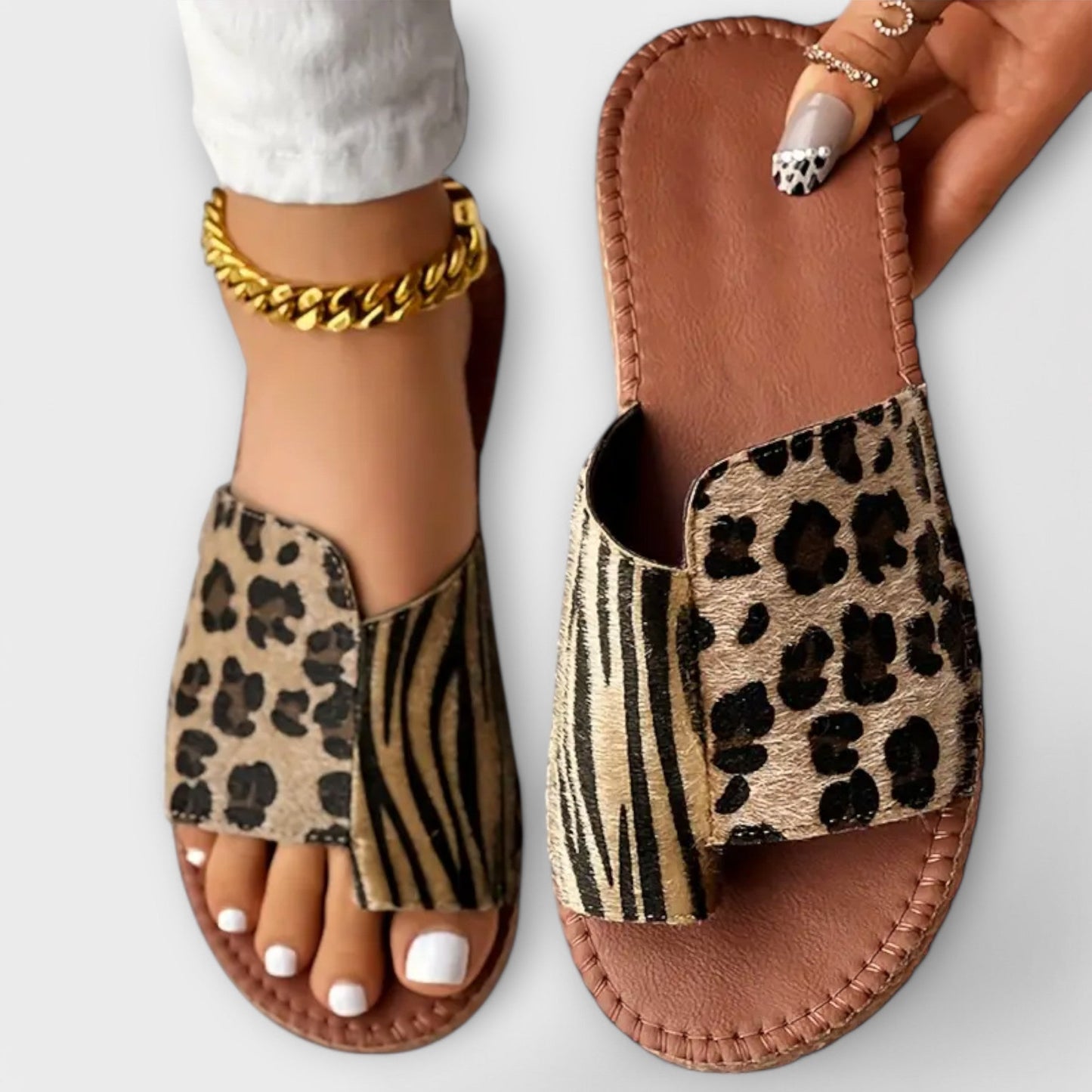 Lyan | Women's Cushioned Open-Toe Stylish Bicolour Slippers with Leopard Print