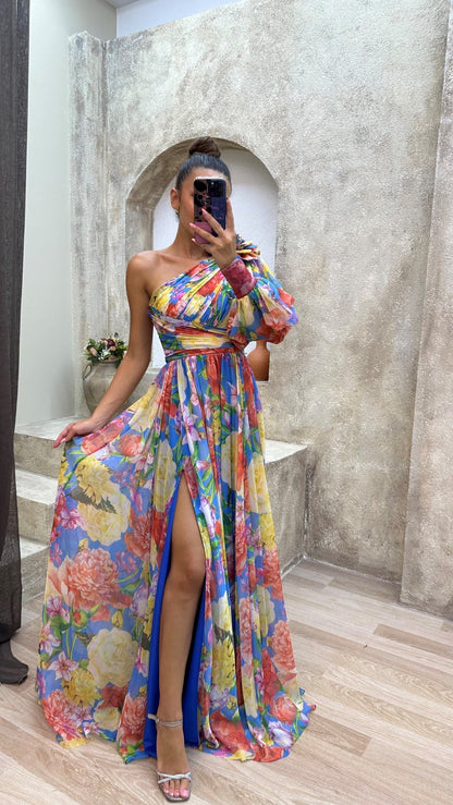 Isabella | Women's Stunning Flowing Gown