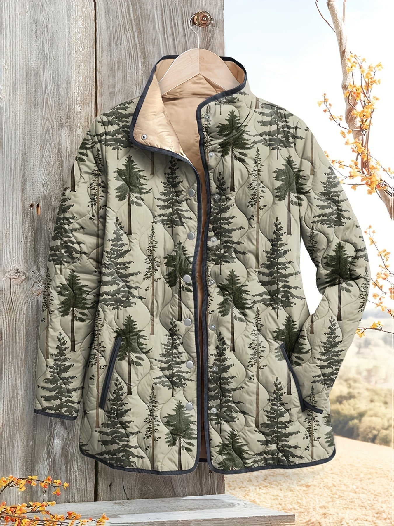 Women's Relaxed Forest Pine Print Quilted Jacket