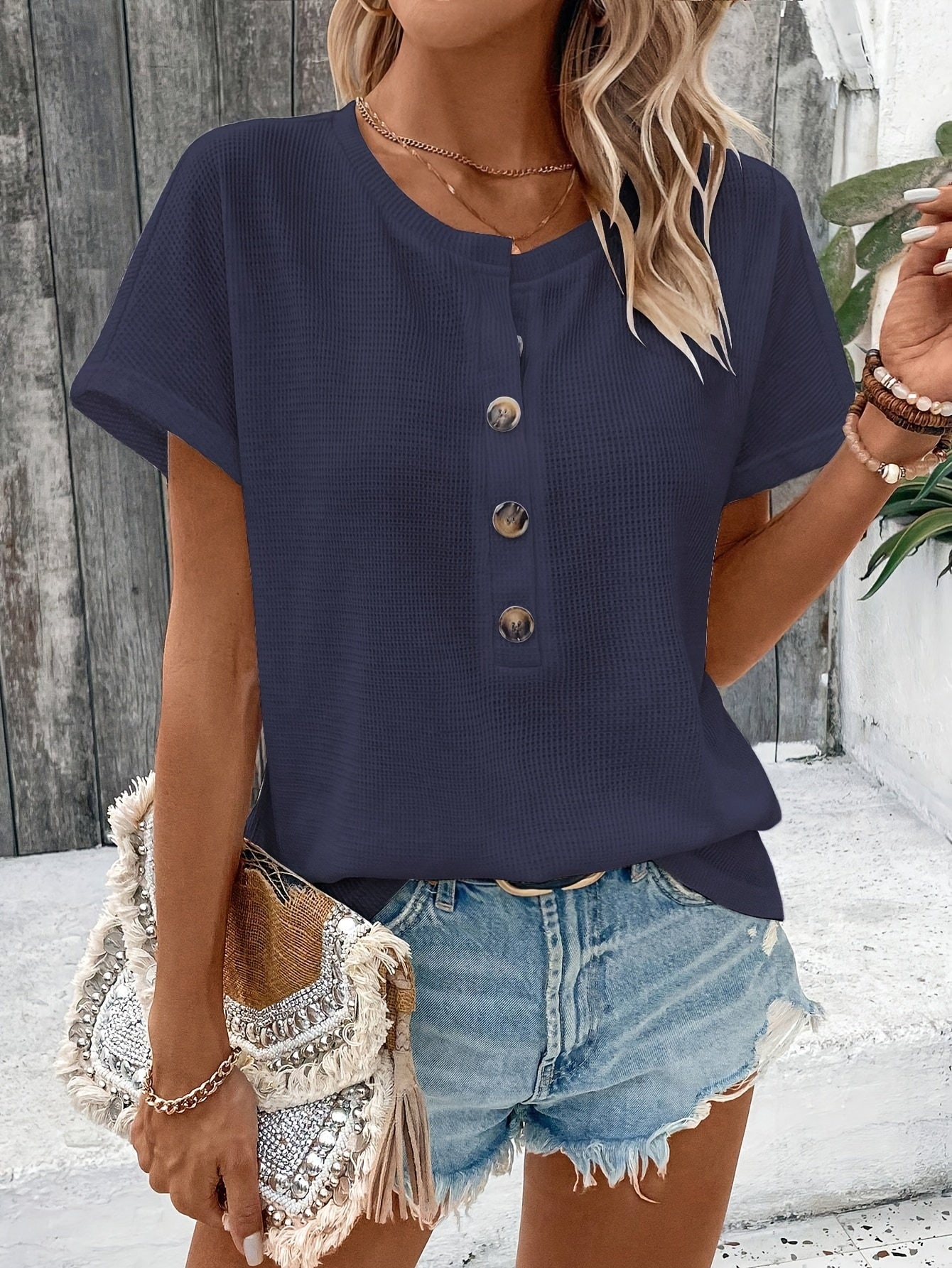 Freyja | Women's Chic Henley Neck T-Shirt