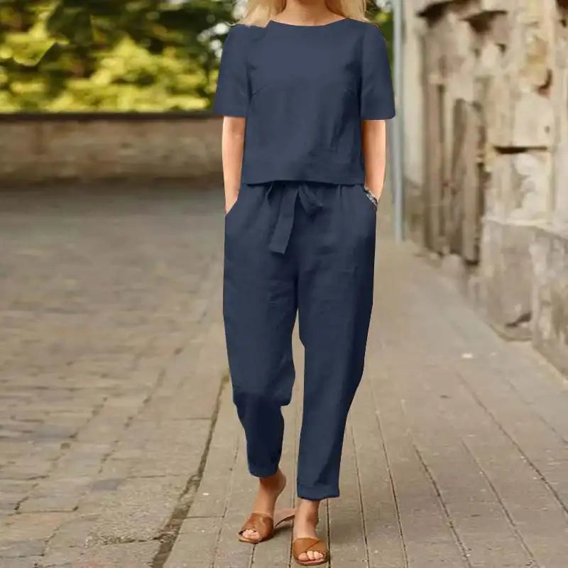 Charm | Women's Relaxed Chic Two-Piece Lounge Set with Pockets