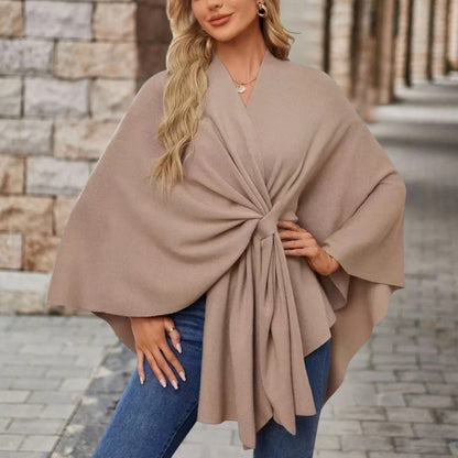 Lia | Women's Chic Poncho