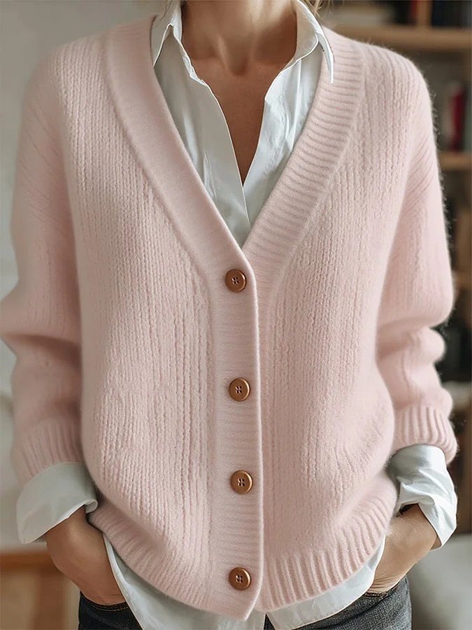 Merida | Women's Relaxed Vintage Winter Cardigan