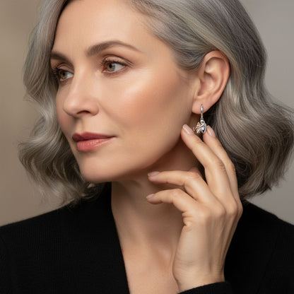Lily Cat Icon Earrings with Round Closure