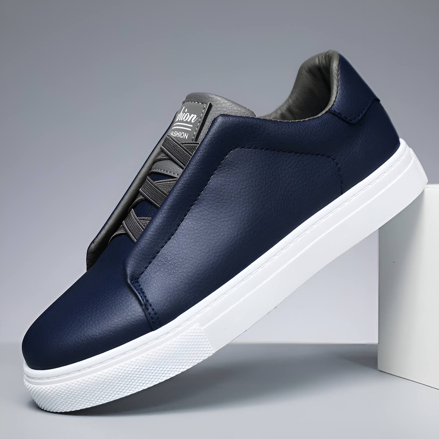 Bernardo | Men's Cushioned Lace-Up Trendy Trainers
