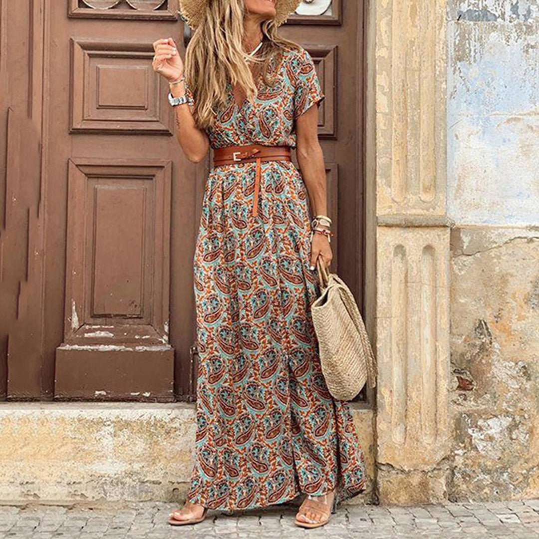 Light | Women's Elegant and Stylish Maxi Dress in Boho Style