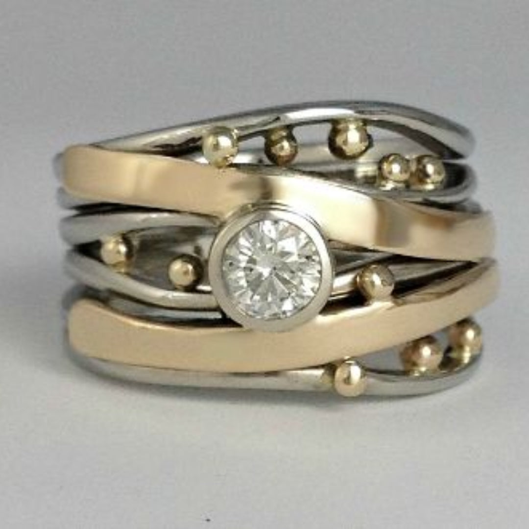 Leticia | Zircon Ring with Vintage Gold Inlay