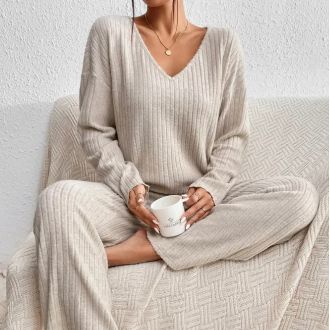 Sophie | Women's Relaxed Ribbed Two-Piece Set
