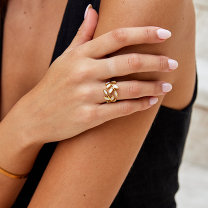 Olga | Goldblatt Ring