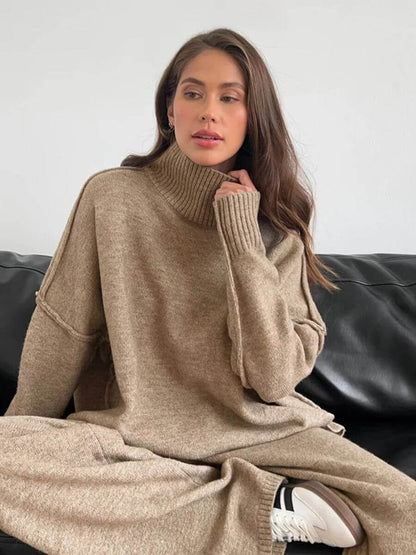 Liora | Women's Relaxed Turtleneck Set with Long Sleeve