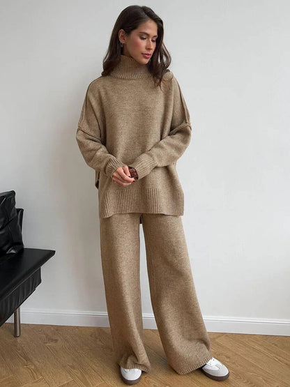 Liora | Women's Relaxed Turtleneck Set with Long Sleeve