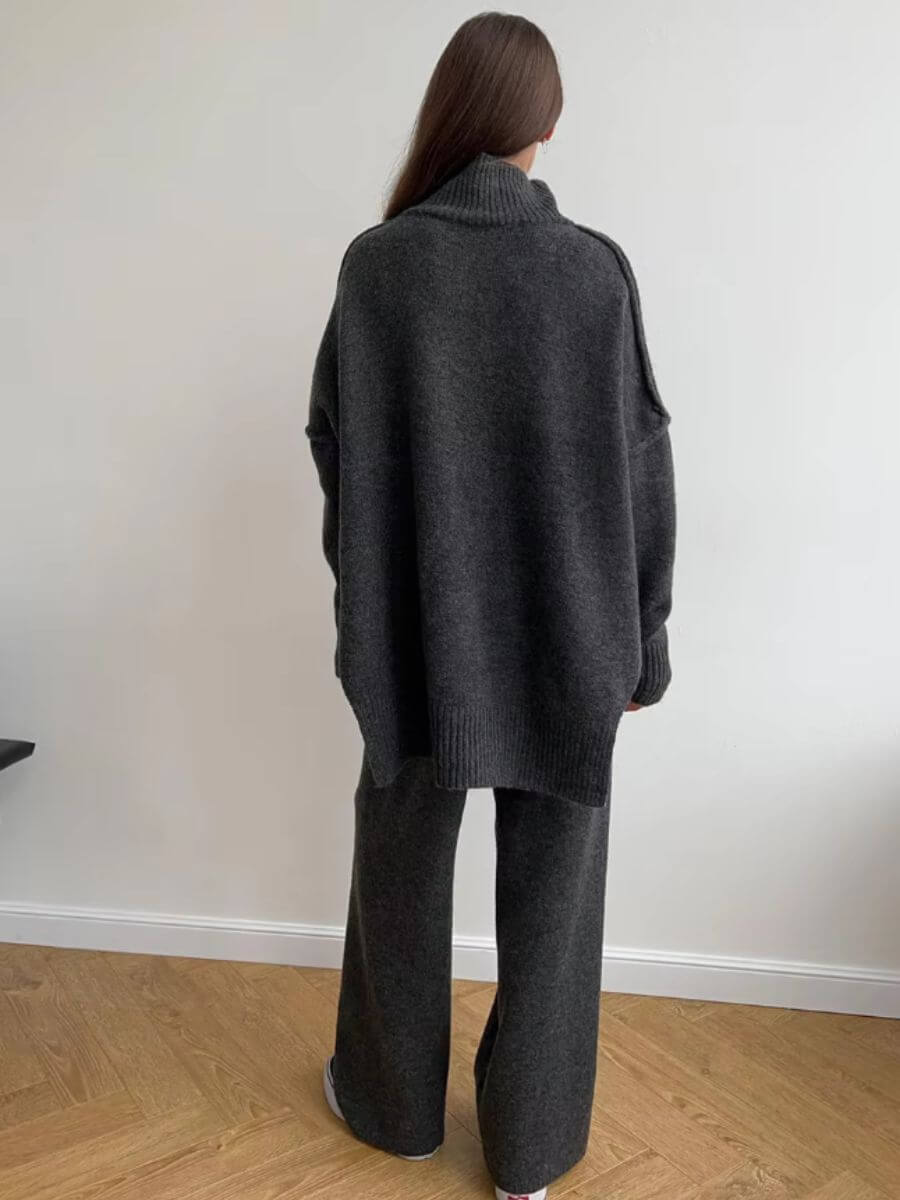 Liora | Women's Relaxed Turtleneck Set with Long Sleeve