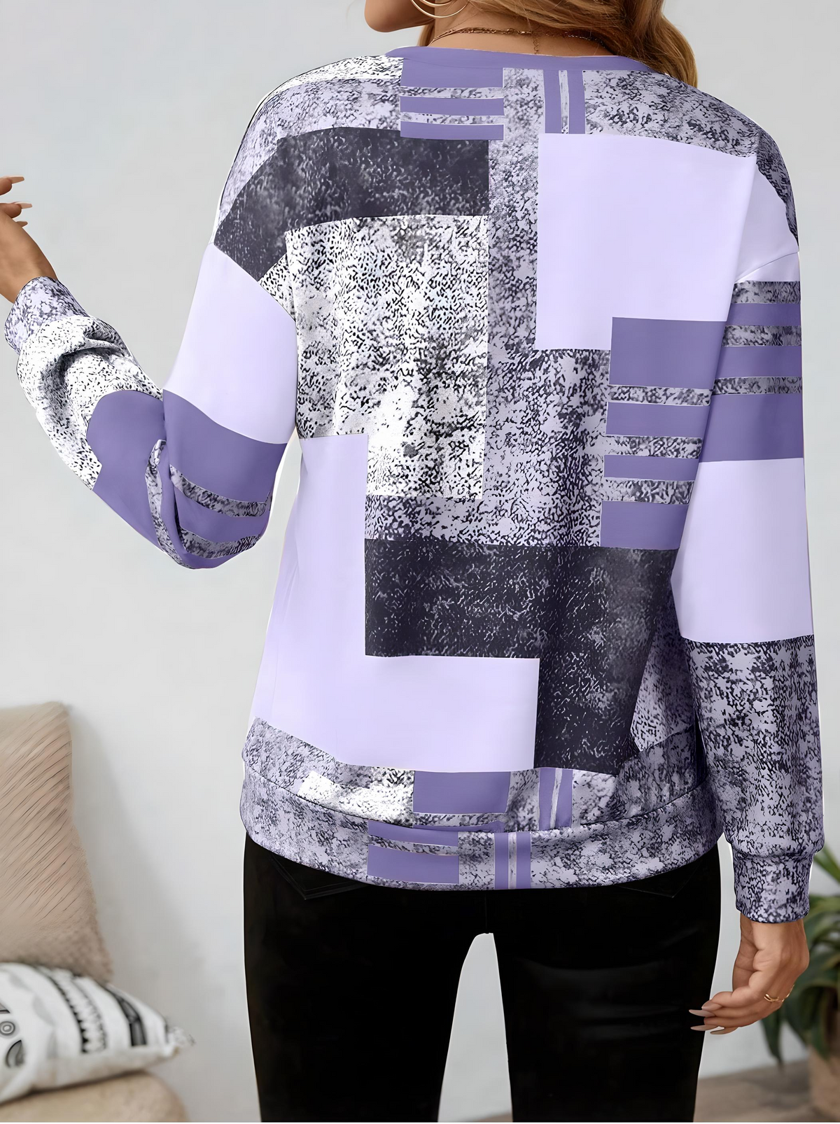 Kaimana | Women's Relaxed Chic Vintage-Inspired Sweatshirt
