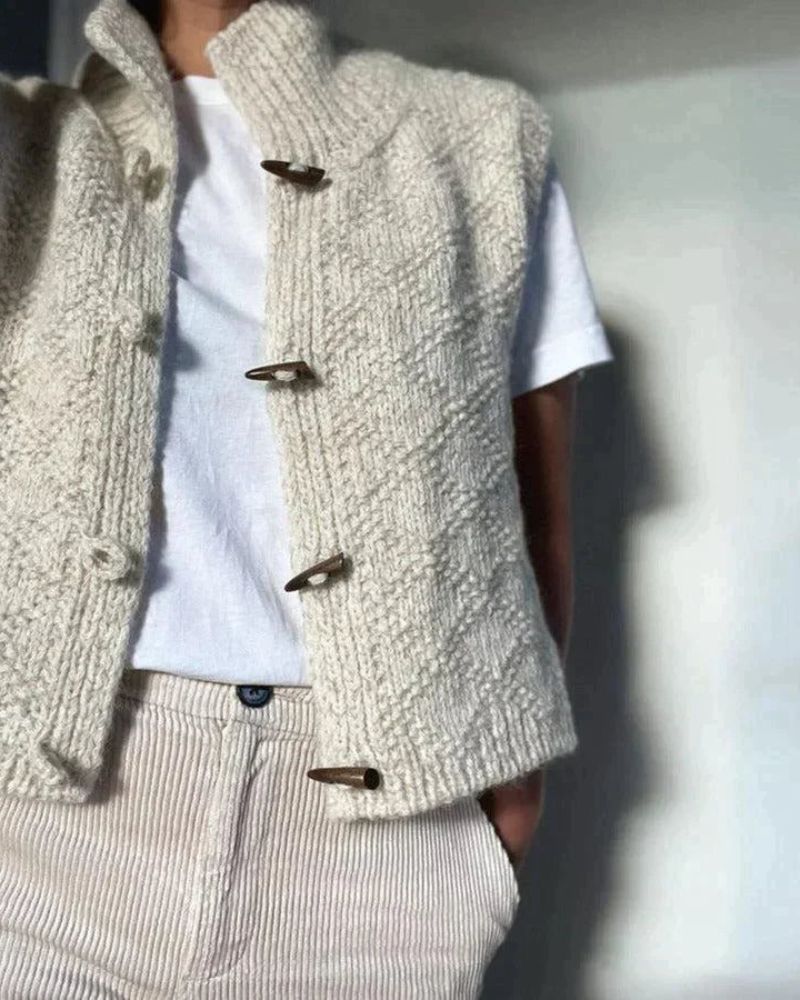 Ingrid | Women's Cozy Sleeveless Cardigan