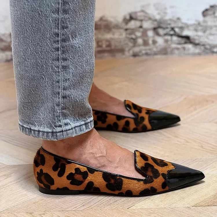 Women's Cushioned Pointed-Toe Refined Animal Print Ballet Flats
