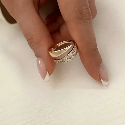 Elegant Nova Gold Ring