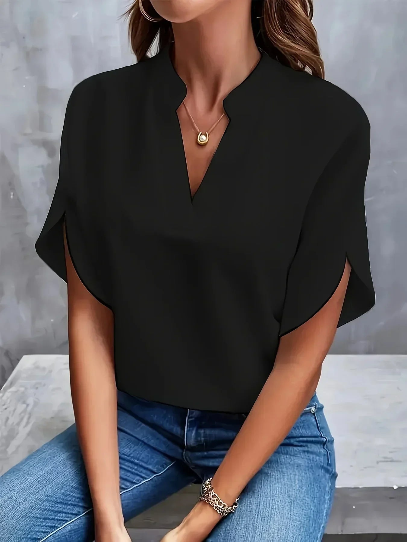 Thalia | Women's Sophisticated Blouse with Tailored Design