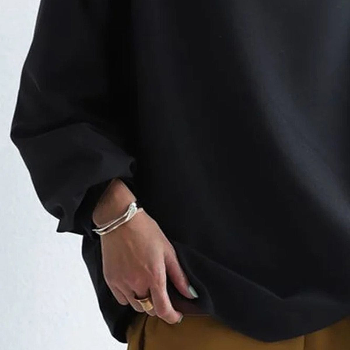 Elly | Women's High-Neck Soft Top
